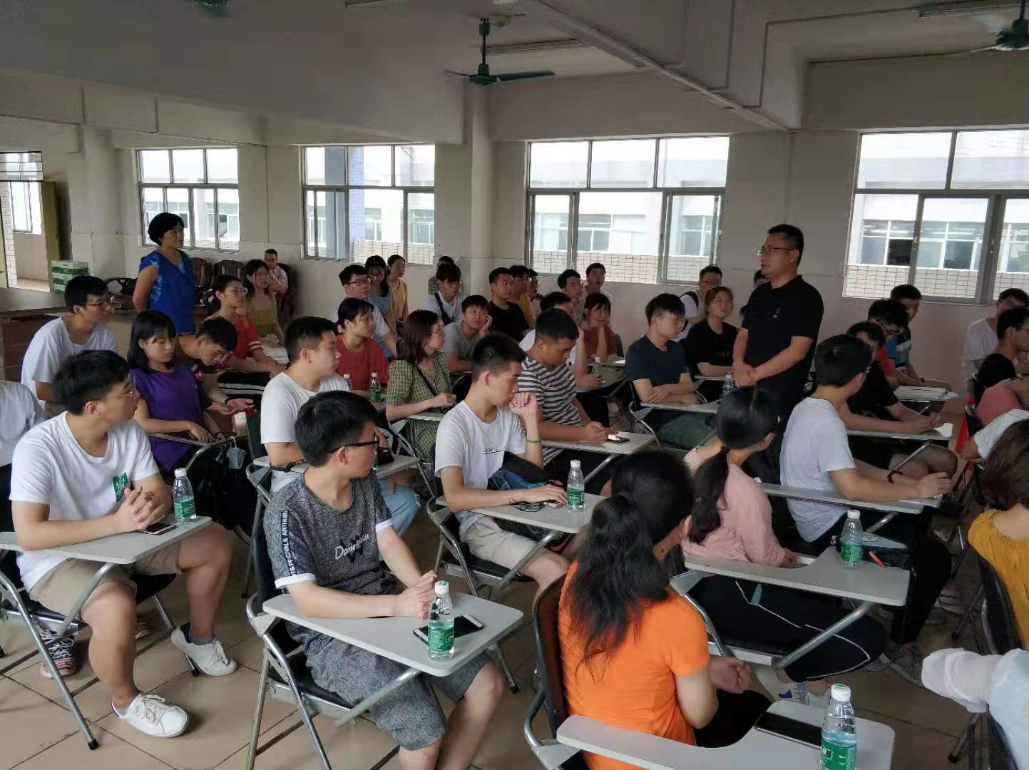 校企联合实习